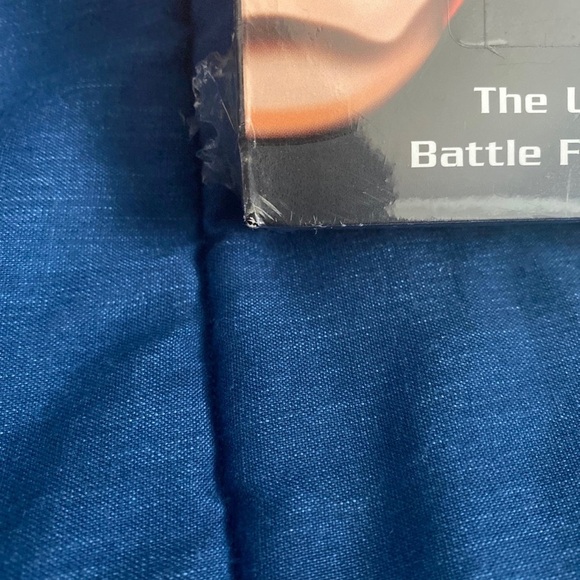 SEALED Daredevil vs Spider-Man VHS 2003 - Picture 8 of 11